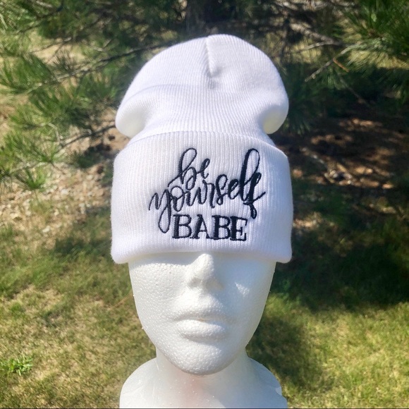 New Be Yourself BABE Fold Over Beanie Hat - Picture 2 of 4